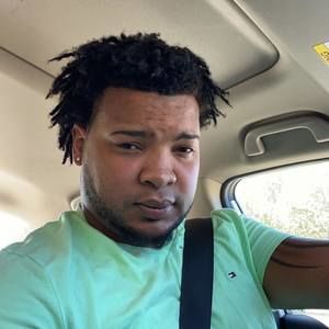 Meet your Posher, Rayber antonio